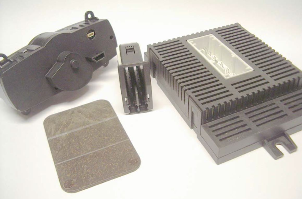 Musterplatte, Steuergerätegehäuse, Steckergehäuse, Bedienelemente Musterplatte, Steuergerätegehäuse, Steckergehäuse, Bedienelemente